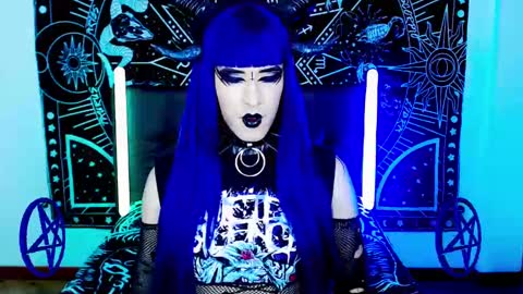 caroline online show from February 2025 02:20:02 AM