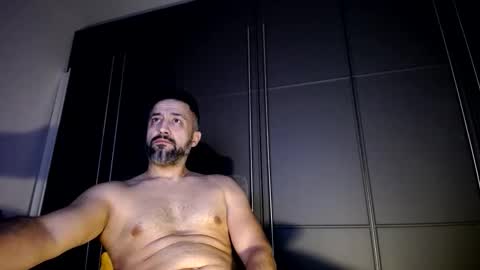 nobodyisperfect80 online show from November 2025 01:19:02 AM