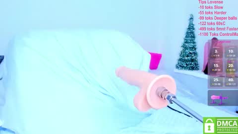 Snapshot of noehmi13 chatting on December 2024 10:35:02 PM NhAndrea online show from December 2024 10:35:02 PM