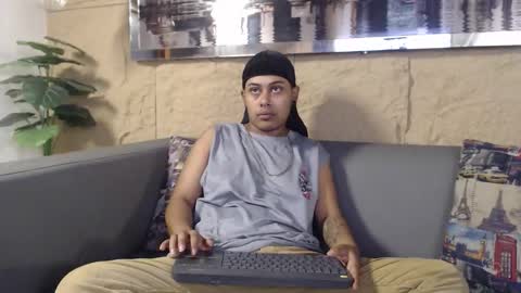 Snapshot of noha__scott chatting on March 2026 02:23:02 PM noha online show from March 2026 02:23:02 PM