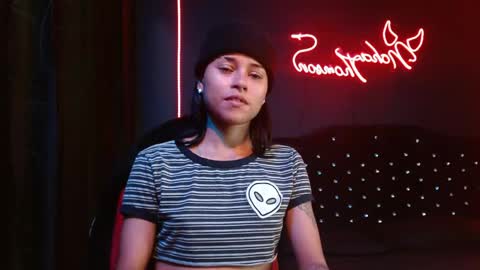 Noha Thomson online show from May 2026 09:53:01 PM