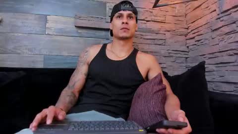 nohanhunter online show from December 2025 11:38:02 AM