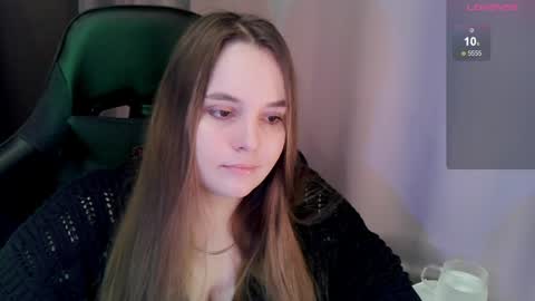 noir_ember_ online show from May 2026 03:52:01 PM