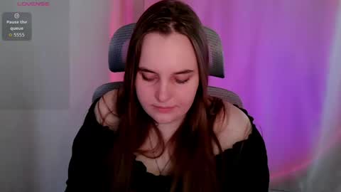 noir_ember_ online show from May 2026 08:54:02 AM