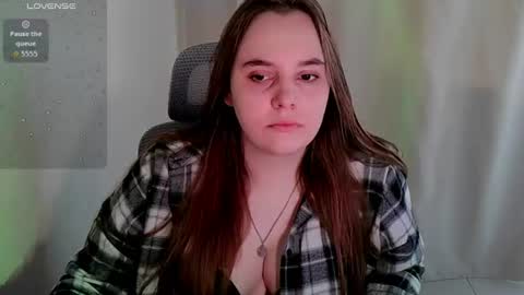 noir_ember_ online show from July 2026 08:52:02 AM