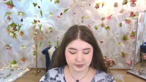 noirwhisper online show from June 2026 06:24:02 PM