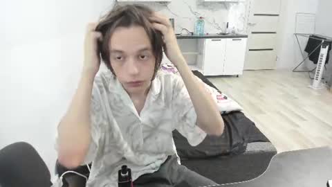 nolan_sagee online show from June 2026 07:10:01 AM