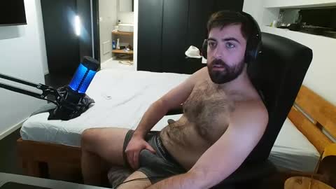 Snapshot of nomadicff chatting on December 2024 03:25:02 PM nomadicFF online show from December 2024 03:25:02 PM