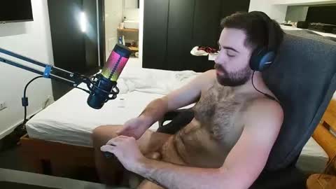 Snapshot of nomadicff chatting on January 2025 10:41:01 PM nomadicFF online show from January 2025 10:41:01 PM