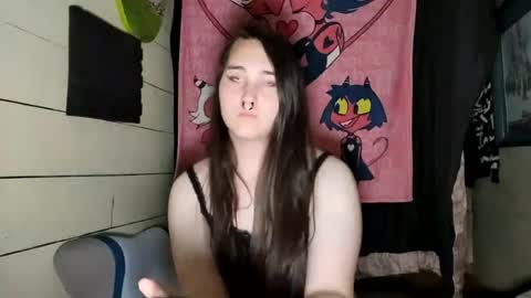 Snapshot of nonbinarybeauty20 chatting on June 2026 05:28:01 AM nonbinarybeauty20 online show from June 2026 05:28:01 AM