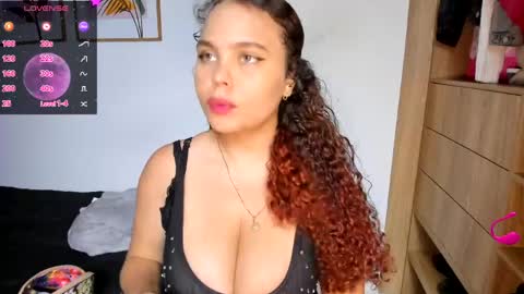 Snapshot of noor_bloom chatting on April 2026 11:29:02 PM Soy Ash online show from April 2026 11:29:02 PM