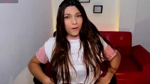 Snapshot of nora22xx chatting on September 2025 09:15:01 PM Nora online show from September 2025 09:15:01 PM