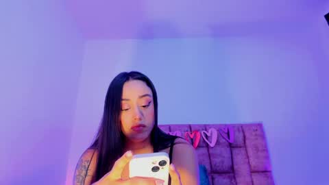 Nora Da Silva online show from May 2026 04:31:01 AM
