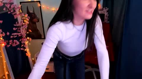 Nora online show from February 2026 12:06:01 AM