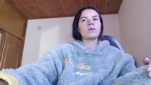 noreen_ online show from June 2026 03:43:01 PM