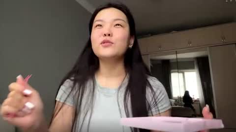 Snapshot of norinegayman chatting on July 2026 11:23:02 AM Yuna online show from July 2026 11:23:02 AM