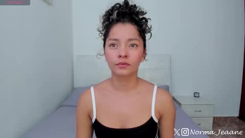 Norma Jeaane online show from November 2025 04:07:02 PM