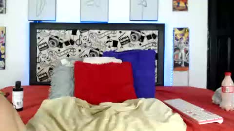 Snapshot of normaa22 chatting on March 2026 02:04:02 AM Norma online show from March 2026 02:04:02 AM