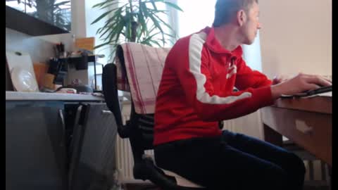 Snapshot of normuc chatting on February 2025 10:24:02 AM Normuc online show from February 2025 10:24:02 AM