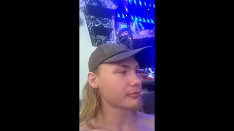 northman69_ online show from April 2026 10:18:01 PM