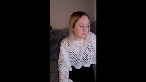 hi glad to chat online show from October 2025 06:47:02 AM