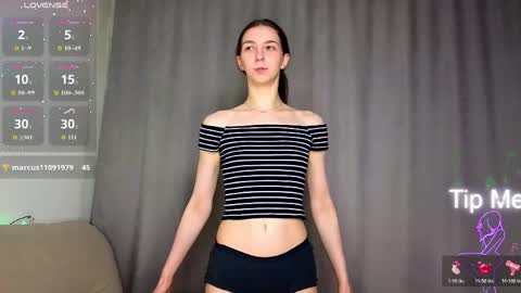 Hello My name is Helene NTMU  Finger up if u like what u see online show from April 2026 02:22:02 PM