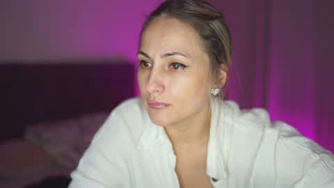 Snapshot of notamericanpie23 chatting on February 2025 11:13:02 PM Tina online show from February 2025 11:13:02 PM