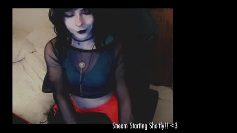 Snapshot of notyourfemboi chatting on January 2025 06:18:02 AM Lucy online show from January 2025 06:18:02 AM