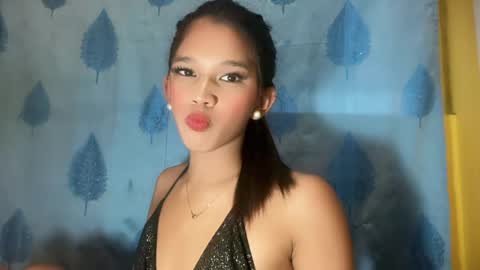 nova_licious online show from June 2026 04:17:02 AM