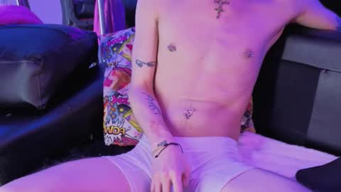 Nova Salvatore online show from February 2026 06:40:02 AM