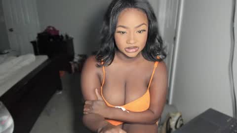 Snapshot of novacandy chatting on July 2026 11:15:01 AM Nova online show from July 2026 11:15:01 AM