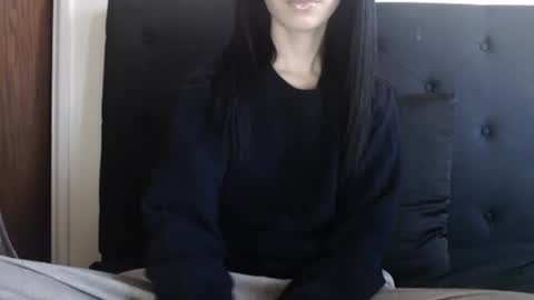 Snapshot of novafrey chatting on November 2025 06:52:02 PM Olivia online show from November 2025 06:52:02 PM