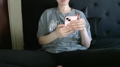 Olivia online show from April 2026 07:30:02 PM