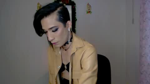 Nova...  online show from December 2025 11:02:01 PM