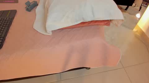 novasilk online show from March 2026 06:11:01 PM