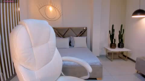 Snapshot of novaspencer chatting on October 2025 08:39:01 PM Nova online show from October 2025 08:39:01 PM