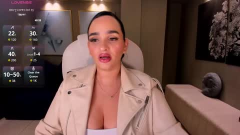 Snapshot of novaspencer chatting on October 2025 12:50:01 PM Nova online show from October 2025 12:50:01 PM