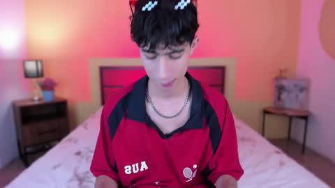 Snapshot of novawheeler chatting on January 2025 03:35:01 AM Nova online show from January 2025 03:35:01 AM