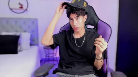 Snapshot of novawheeler chatting on February 2025 04:37:01 AM Nova online show from February 2025 04:37:01 AM