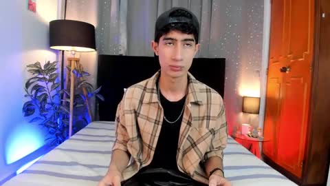 Snapshot of novawheeler chatting on February 2025 04:42:01 AM Nova online show from February 2025 04:42:01 AM