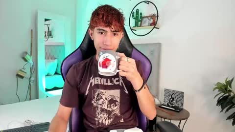 Snapshot of novawheeler chatting on March 2025 04:37:02 AM Nova online show from March 2025 04:37:02 AM