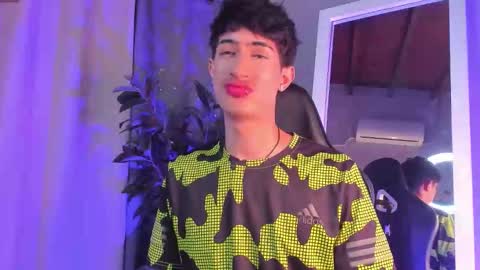 Snapshot of novawheeler chatting on September 2025 07:04:01 PM Nova online show from September 2025 07:04:01 PM