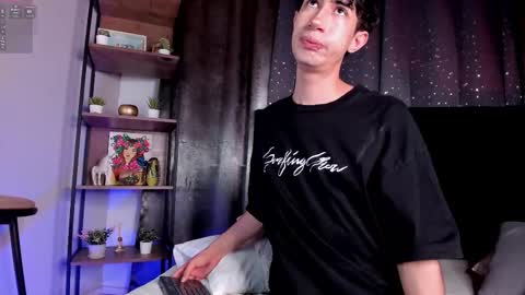 Snapshot of novawheeler chatting on October 2025 01:57:02 PM Nova online show from October 2025 01:57:02 PM