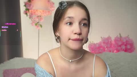 Dina online show from October 2025 01:14:02 AM