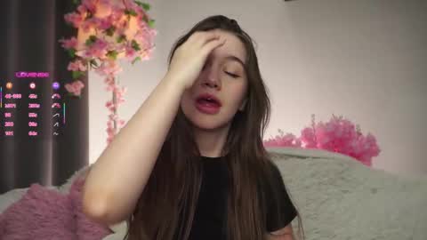 Dina online show from November 2025 01:22:01 AM