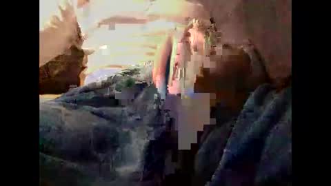 Snapshot of noxu2909 chatting on September 2025 12:04:01 AM Noxukau online show from September 2025 12:04:01 AM