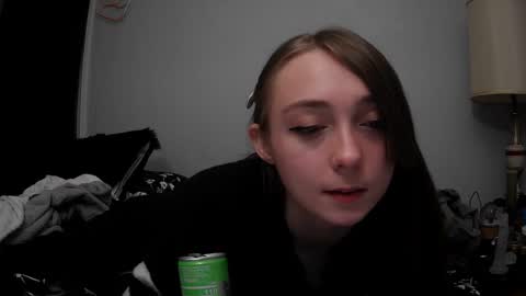 nrdyemogrl online show from December 2024 03:22:02 AM