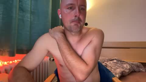 nuancen_stratus_2z online show from June 2026 07:47:01 PM