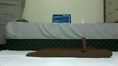 nude fucker 69 online show from December 2025 11:56:02 PM
