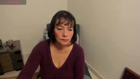 nuit_rose online show from January 2026 02:37:02 AM